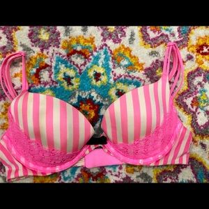 Victoria Secret Very Sexy Push Up Bra